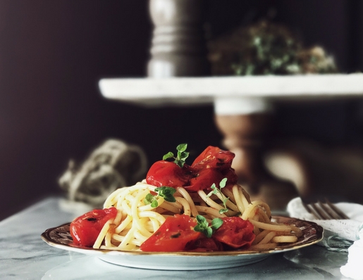 pasta con pomodorini al forno